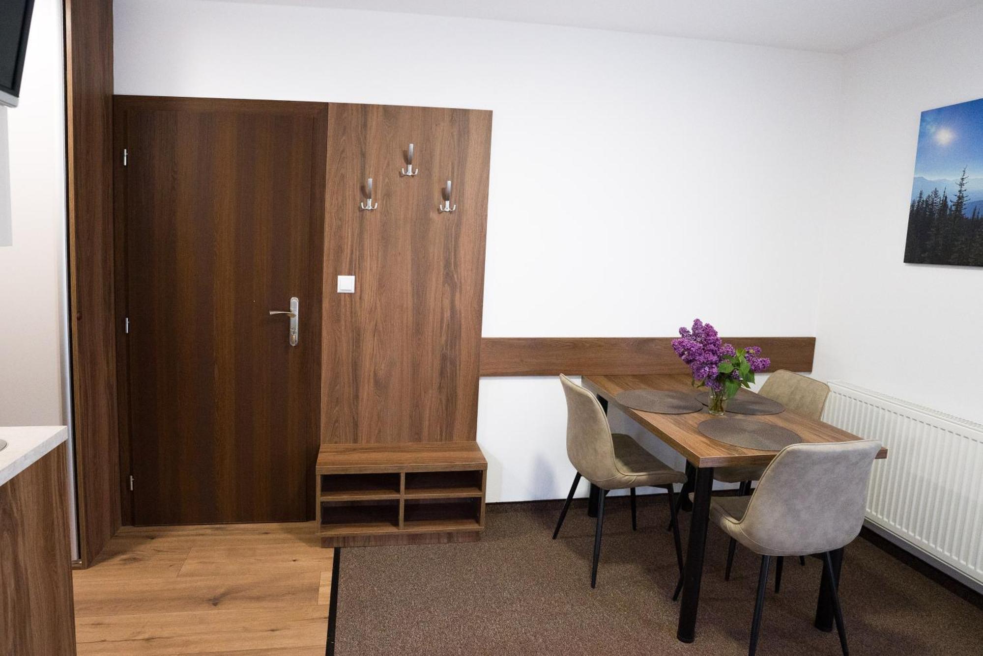 Bešeňová Apartmany Banff מראה חיצוני תמונה